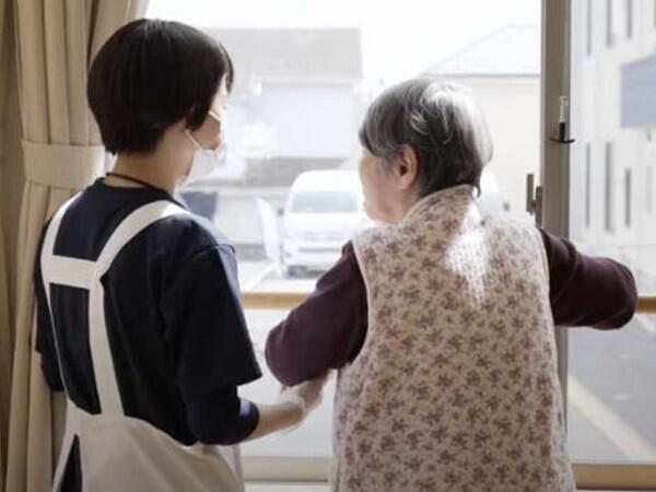 住宅型有料老人ホーム どんぐり花園（常勤）の介護福祉士求人メイン写真2