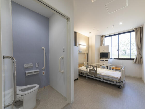 医療法人仁寿会 東洋病院（常勤）の看護助手求人メイン写真5