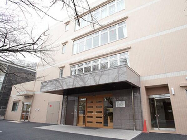 サービス付き高齢者向け住宅 みどりの杜（常勤）の介護職求人の写真