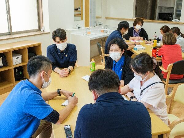 城東ケアセンター（パート）の准看護師求人メイン写真2