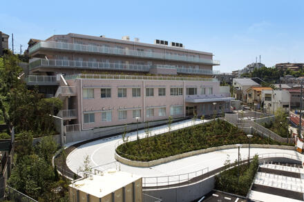 特別養護老人ホーム 音羽台レジデンス(常勤)の介護職求人の写真