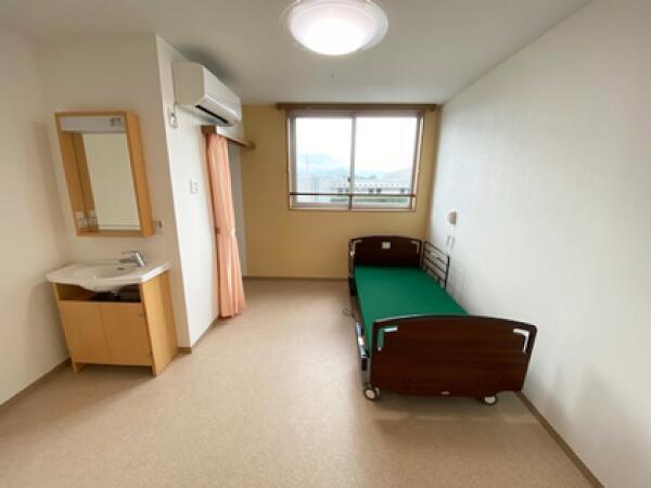 住宅型有料老人ホーム アスカひばりが丘（正社員）の介護福祉士求人メイン写真3