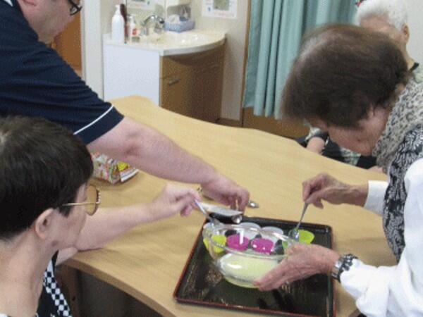 有料老人ホーム　すみの苑（常勤）の介護福祉士求人の写真