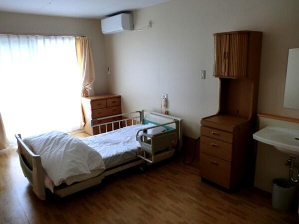 特別養護老人ホーム はなづか（常勤）の介護福祉士求人メイン写真2