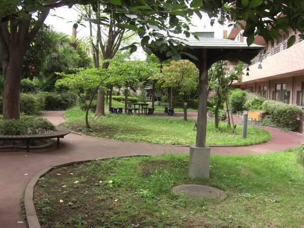 介護老人保健施設　尚和園アンシャンテ（パート）の介護職求人メイン写真2