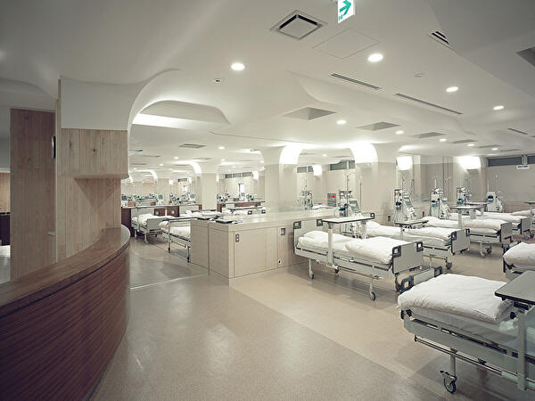 医療法人腎愛会　上山病院（透析室/常勤）の看護師求人メイン写真1