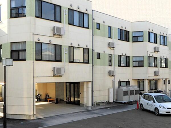 介護付有料老人ホーム リーベン鎌ヶ谷（常勤）の介護職求人の写真