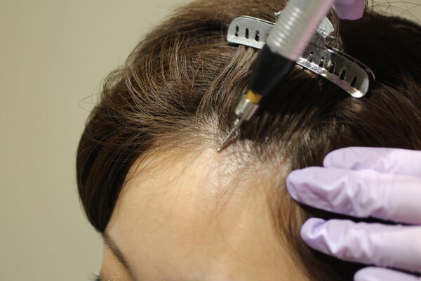 親和クリニック　新宿院（常勤・受付/カウンセラー）の一般事務求人メイン写真3