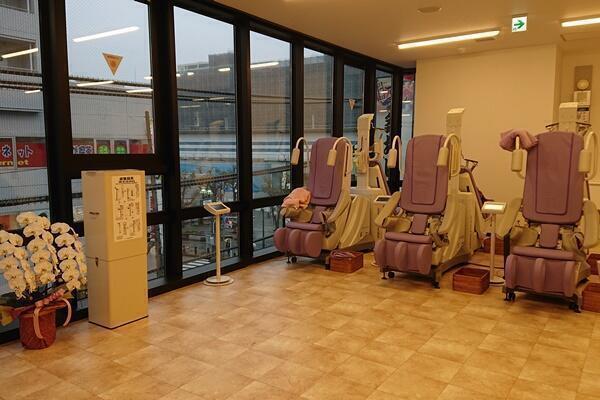 行徳フラワー通りクリニック（パート）の看護師求人メイン写真3