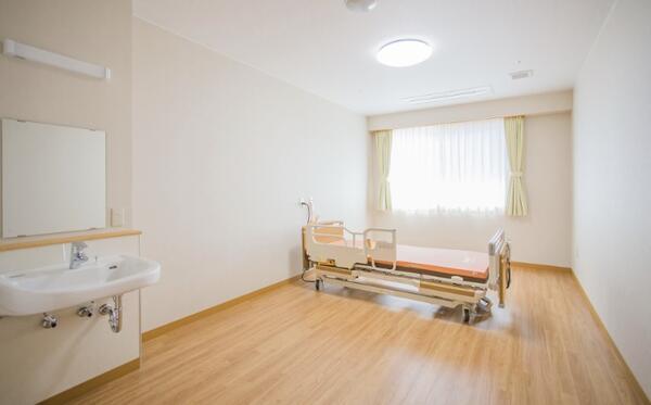 地域密着型特別養護老人ホーム サザンテラス五和（常勤）の介護福祉士求人メイン写真2