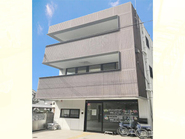 亀井整形外科医院 デイケアセンター ファーストリハ（常勤）の介護職求人の写真