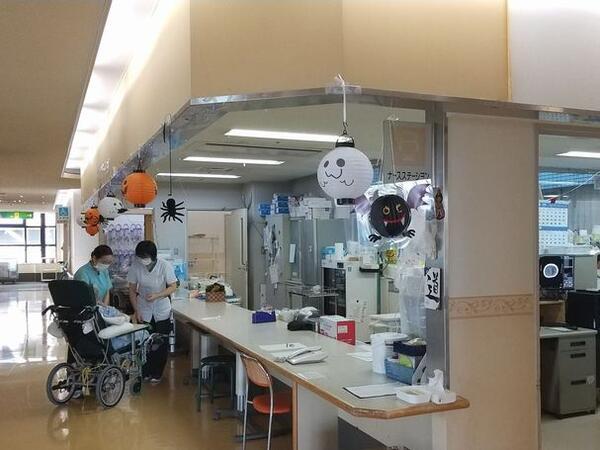 高知総合リハビリテーション病院（常勤）の看護師求人メイン写真2