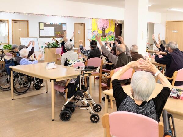 介護付き有料老人ホーム メディカルホーム荒子（パート）の准看護師求人メイン写真2