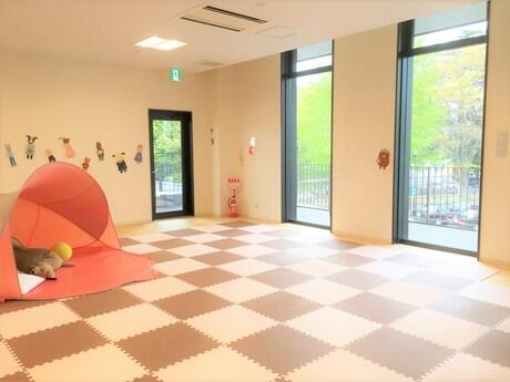 千葉大学医学部附属病院内学童（保育補助/パート）のその他求人の写真