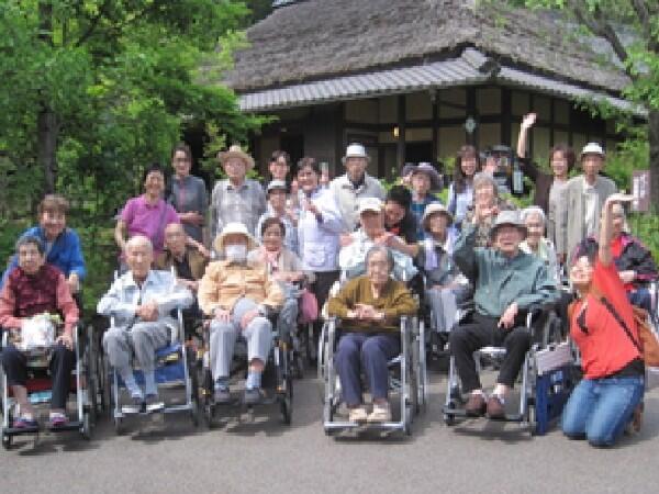 グループホームあいか（夜勤専従/パート）の介護職求人メイン写真3