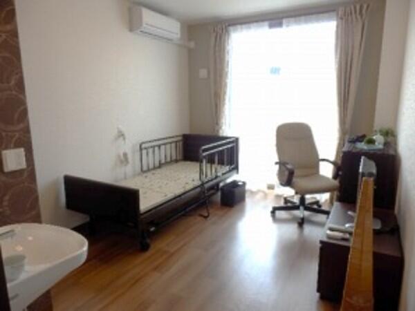 サービス付き高齢者向け住宅 シニアライフパレス潮芦屋（常勤）の介護職求人メイン写真3