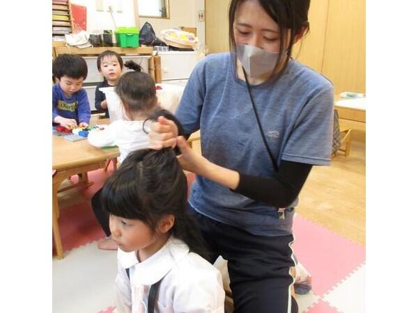 トレジャーキッズともぶち保育園（常勤）の保育士求人メイン写真2