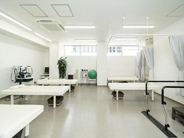 六本木整形外科・内科クリニック（常勤）の看護師求人メイン写真4