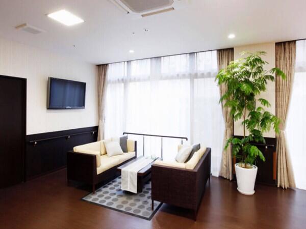 住宅型有料老人ホーム　かみすげの憩（パート）の介護職求人メイン写真3