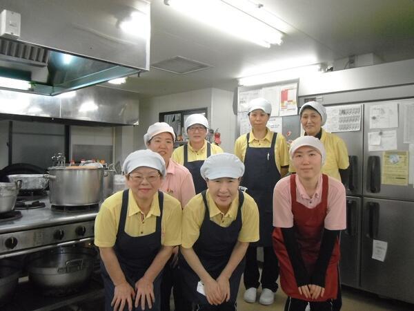 特別養護老人ホーム　玲光苑（パート）の調理補助求人メイン写真2