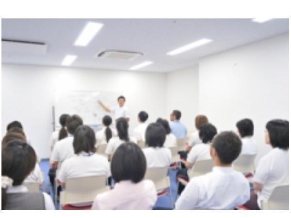 介護医療院 湖東病院(常勤)の介護福祉士求人サブ写真1