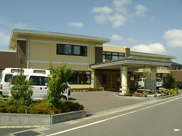 にいがたケアセンターそよ風（生活相談員/デイサービス/契約社員）【特別報酬支給！】の社会福祉士求人の写真