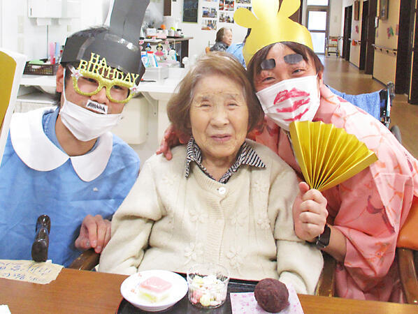 愛の家グループホーム 笛吹石和（正社員）の介護職求人メイン写真3