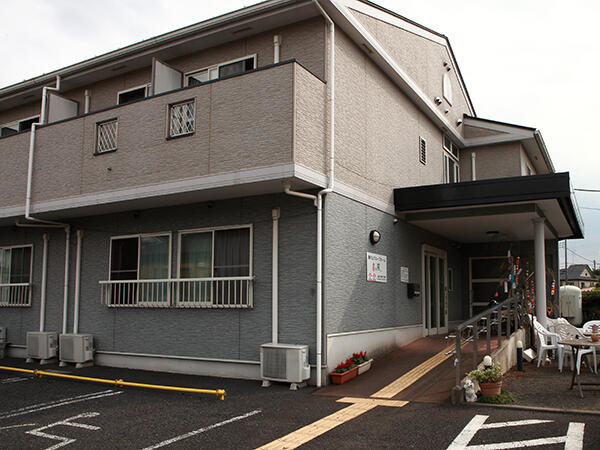 東村山グループホームそよ風（センター長/正社員）【特別報酬支給！】の介護福祉士求人の写真