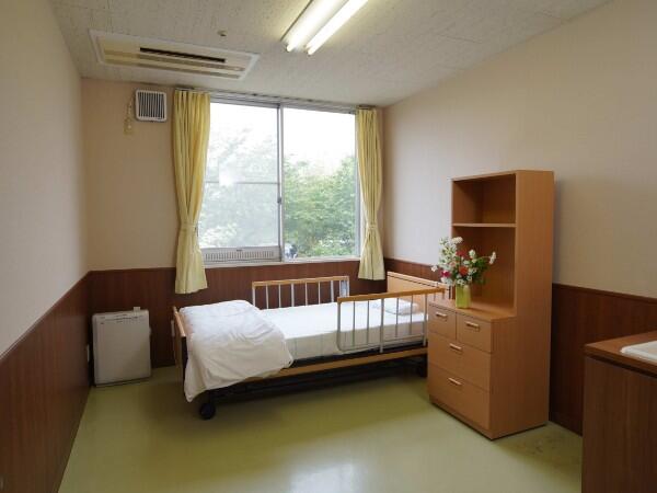 介護老人保健施設青梨子荘（常勤）の介護職求人メイン写真2