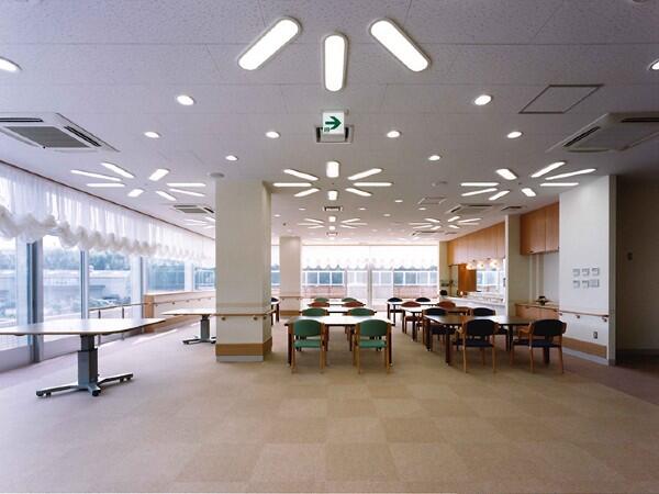 地域密着型特別養護老人ホーム　リバーサイド桃花苑（常勤） の介護福祉士求人メイン写真2