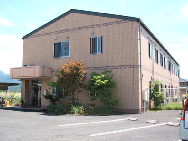 愛の家グループホーム 甲府増坪（正社員）の介護職求人メイン写真5