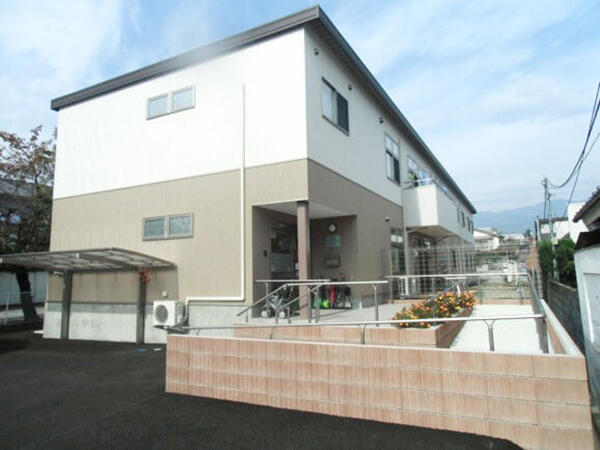 愛の家グループホーム 甲府中央（契約社員）の介護職求人メイン写真4