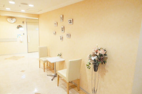 新横浜母と子の病院（常勤）の看護助手求人メイン写真3