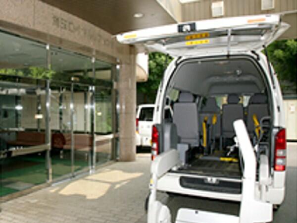 介護老人保健施設 埼玉ロイヤルケアセンター(パート)の准看護師求人サブ写真1