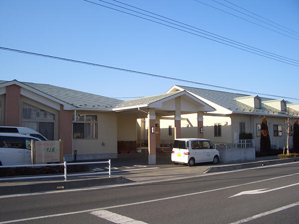 白井ケアセンターそよ風（機能訓練指導員/デイサービス/正規フルタイム社員）【特別報酬支給！】の言語聴覚士求人メイン写真1