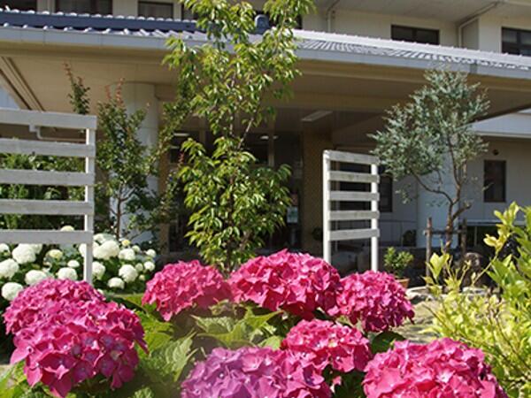 特別養護老人ホームどんぐりの里（常勤）の介護福祉士求人メイン写真4