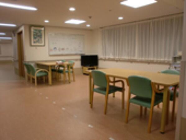 特別養護老人ホーム なにわ（常勤）の介護福祉士求人メイン写真3