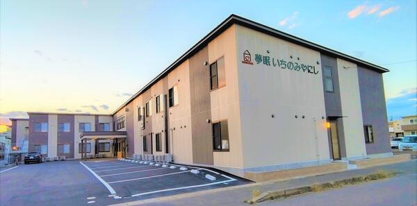 サービス付き高齢者向け住宅　夢眠いちのみやにし（常勤）の看護師求人の写真