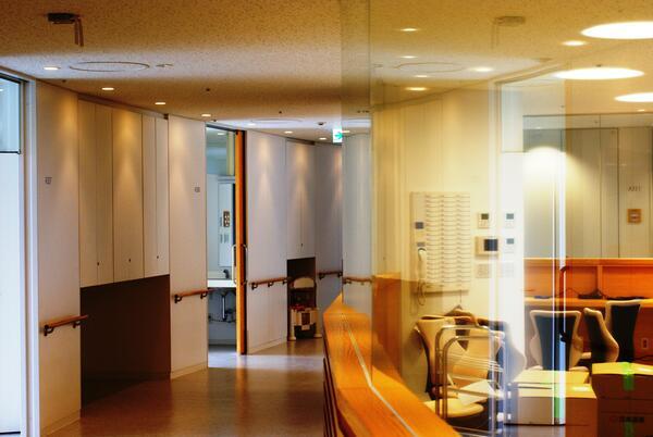 医療法人マックシール　巽病院（常勤）の看護助手求人メイン写真4