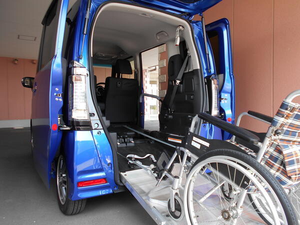 デイサービスセンター ライズ（常勤） の介護職求人メイン写真3