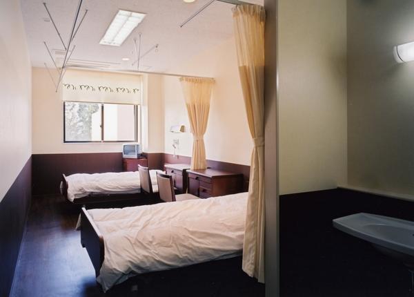 一般財団法人信貴山病院分院 上野病院（パート）の准看護師求人メイン写真4