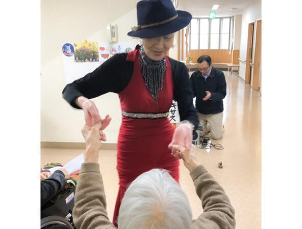 愛の家グループホーム 大宮吉野町（契約社員）の介護福祉士求人メイン写真3