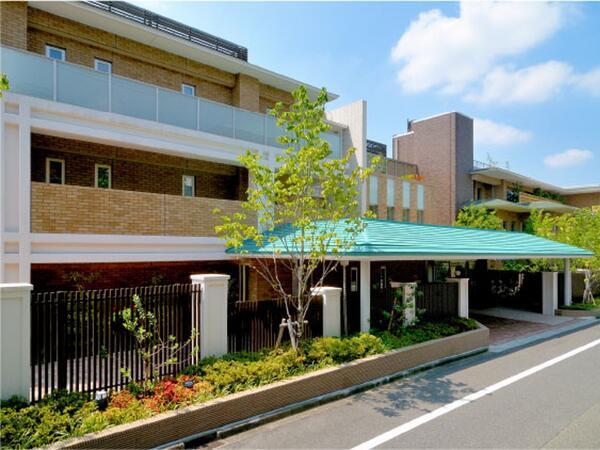 アライブ世田谷中町(夜勤専従/常勤)の介護職求人の写真