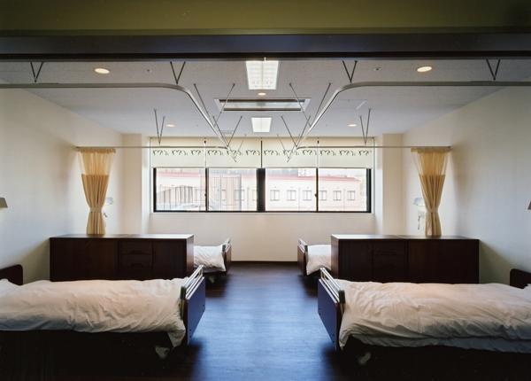 一般財団法人信貴山病院分院 上野病院（パート）の准看護師求人メイン写真2