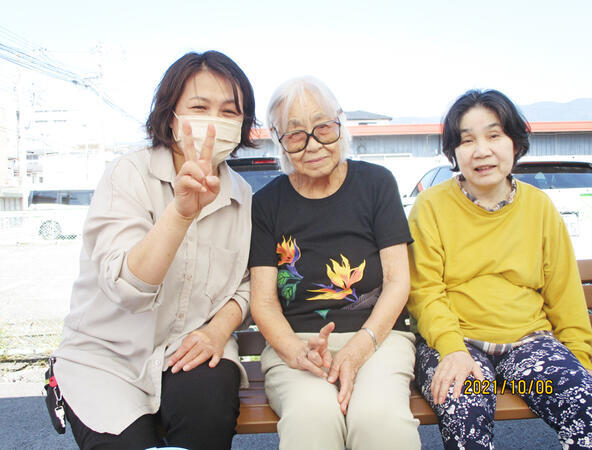 愛の家グループホーム 甲府朝気（パート）の介護福祉士求人メイン写真2