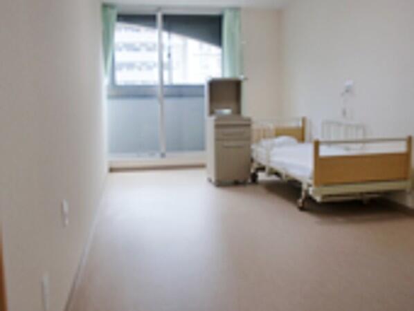 特別養護老人ホーム なにわ（常勤）の介護福祉士求人メイン写真4