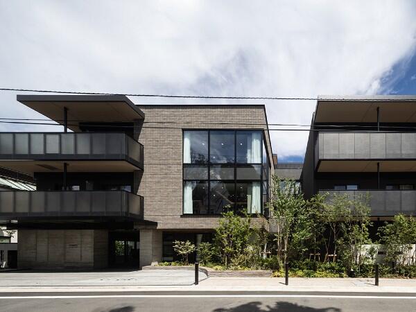 介護付有料老人ホーム チャームプレミアグラン池田山（夜勤専従/パート）の介護職求人の写真