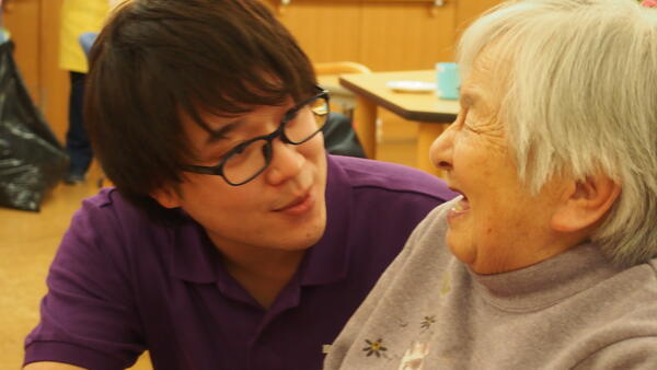 高齢者ケアセンターはちす苑の介護職求人メイン写真1