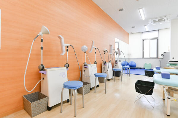 河野整形外科（リハビリ助手 / パート）の看護助手求人メイン写真4