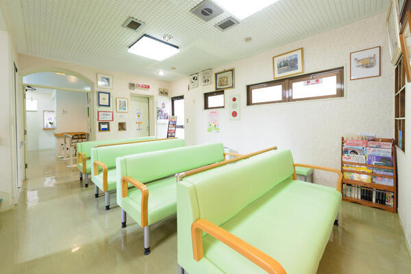 香取整形外科（パート）の看護助手求人メイン写真3